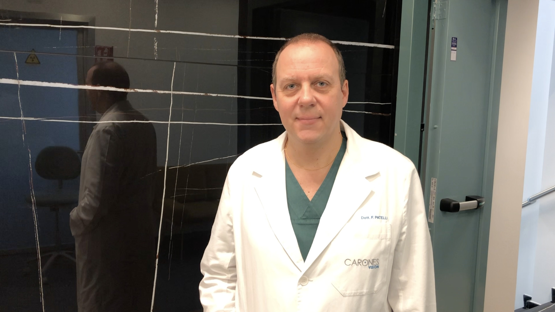 Dottor Fabio Patelli - Centro Oftalmo Chirurgico CARONES Vision a Milano